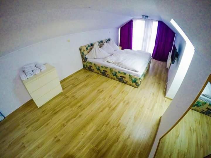 Casa Germana Hotel Lupény Kültér fotó