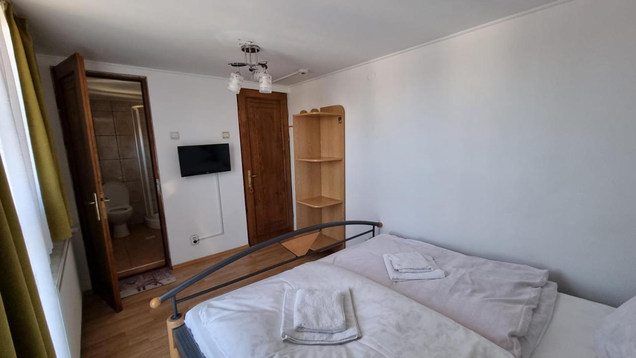 Casa Germana Hotel Lupény Kültér fotó