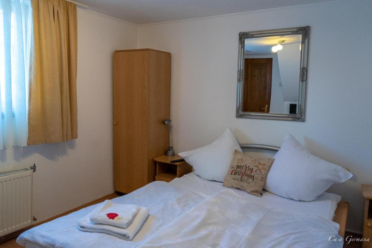 Casa Germana Hotel Lupény Kültér fotó